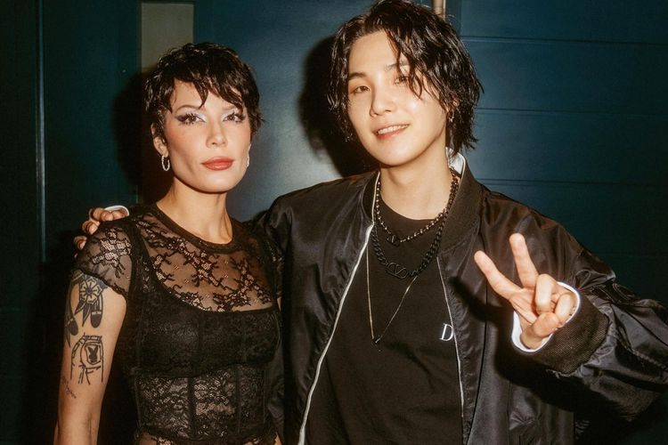 Suga BTS dan Halsey Sukses Mengisi OriginalSoundtrack Game Diablo IV