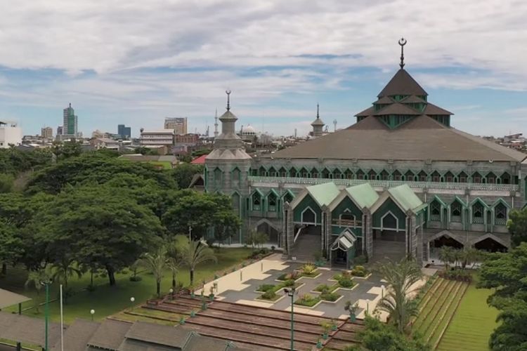 3 Masjid Terbesar di Kota Makassar, Sulawesi Selatan, Nomor 1 Bak Istana Megah dan Tampung 10 Ribu Jamaah
