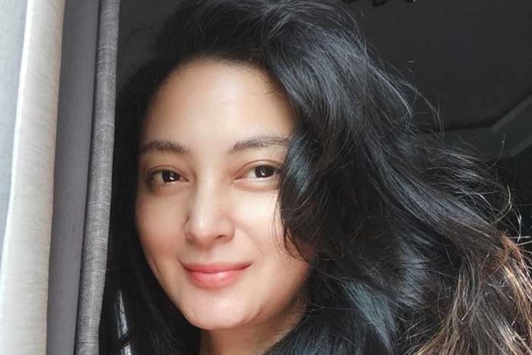 Della Puspita Bantah Tudingan Jadi Pelakor, Ini Alasannya Menikah Siri Dengan Suami Barunya Yang Lebih Muda