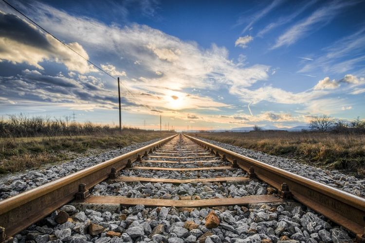 Miliki Panjang Hingga 85 KM, Rel Kereta Api Berusia 120 Tahun Ditemukan di Malang Heritage, Jawa Timur!