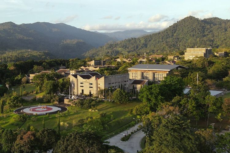 5 Fakta Menarik Universitas Andalas, Apa Benar Asal Usul Namanya dari Sebuah Tanaman Langka?