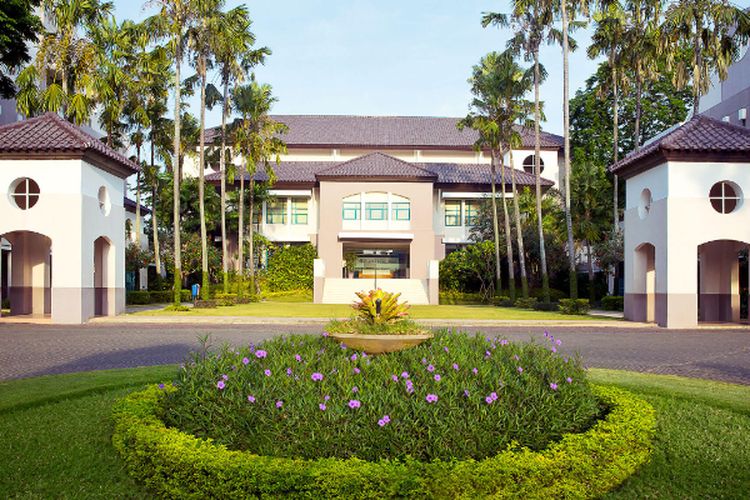 SPP per Tahun hingga 260 Juta, 5 Sekolah Termahal di Surabaya Ini Fasilitasnya Kalahkan Kampus Internasional!