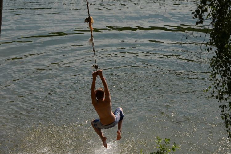 Hanya 2 Jam Dari Medan, Jembatan Tertinggi di Sumatera Utara Ini Tawarkan Olahraga Ekstrem Hanya dengan Tali