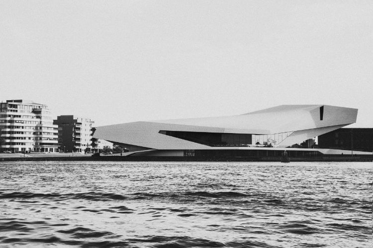 Memakan Anggaran 7 Triliun, Bandara di Kalimantan Timur Ini Dibangun di Atas Sungai? Ternyata…