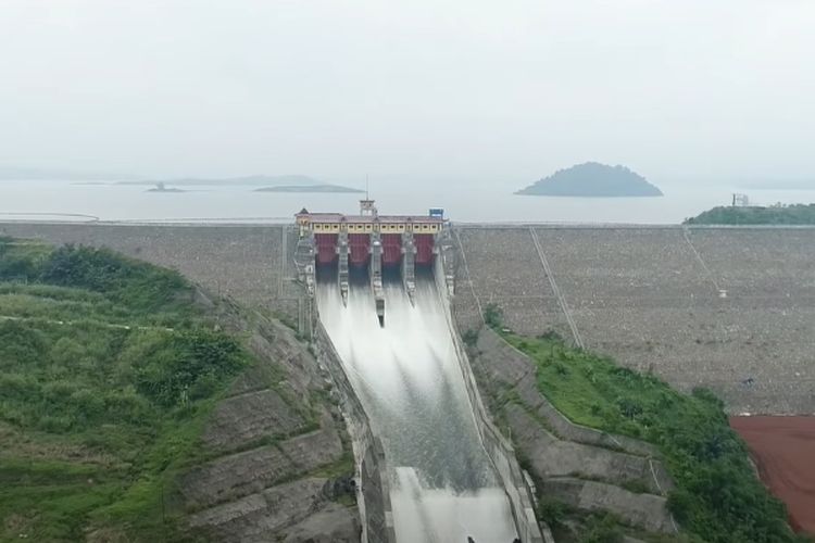 Mempunyai Tinggi 100 Meter, Bendungan Terbesar di Jawa Timur Ini Telan Biaya Pembangunan Rp 14 Miliar