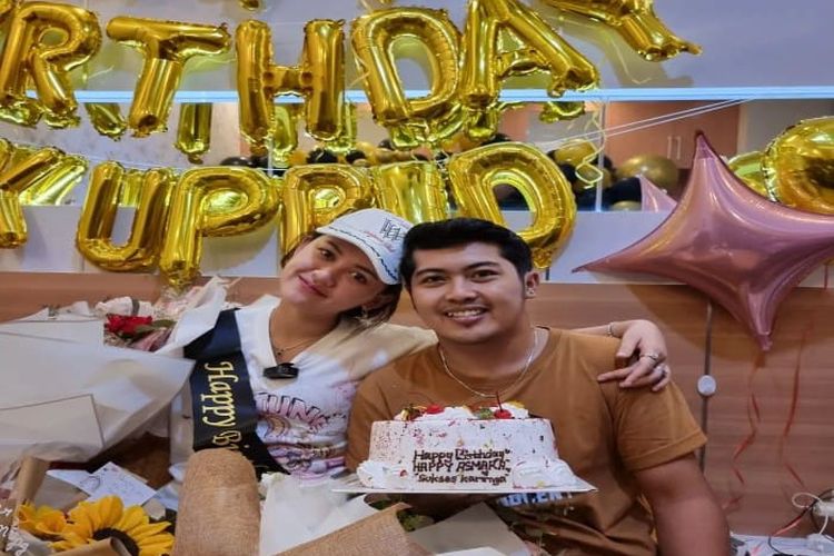 Cek Fakta: Ditinggal Nikah Denny Caknan, Happy Asmara Dilamar Delva di Hari Ulang Tahunnya ke 24?