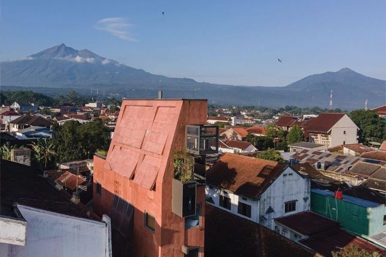 Indonesia Punya Hotel ‘Tertipis’ di Dunia, Letaknya 450 meter Dari Alun-alun Pancasila Salatiga