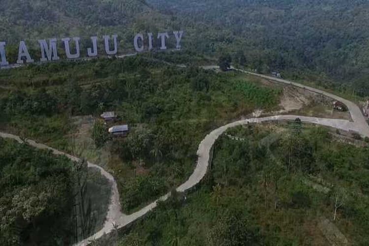 Cetak Rekor MURI Tulisan Terpanjang! Landmark ‘Mamuju City’ Sulbar Kalahkan Hollywood? Telan Dana 800 Miliar!