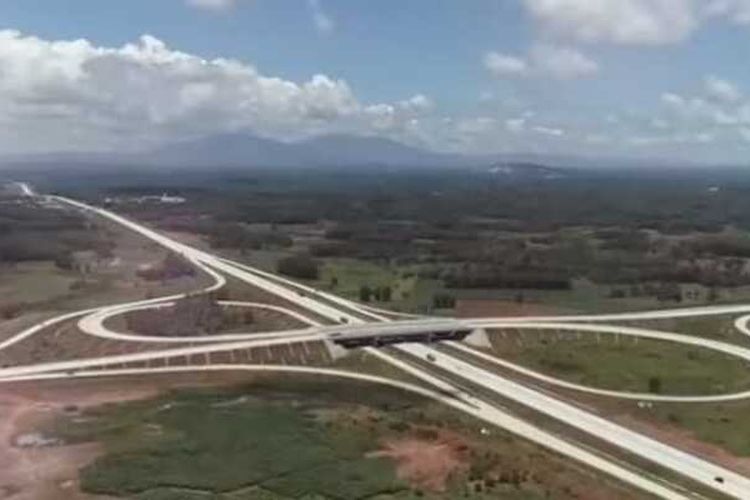 Habiskan Biaya Rp9 T dan Panjang 24,7 Km, Tol Termahal di Sumatera Barat Ini Tembus Terowongan, Bisa Tebak?