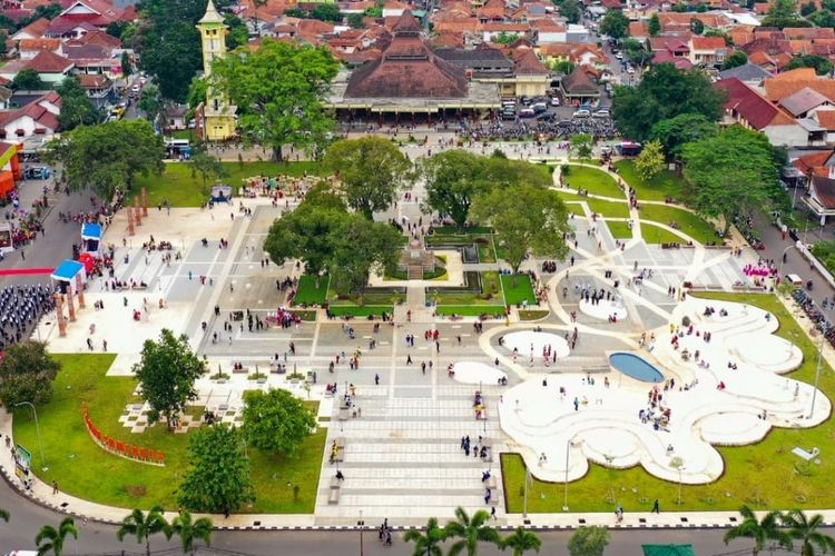 Telan 80 Miliar, Alun-alun Bawah Tanah Jawa Timur Ini Ada di Bawah Gedung Kolonial, Pertama di Indonesia?