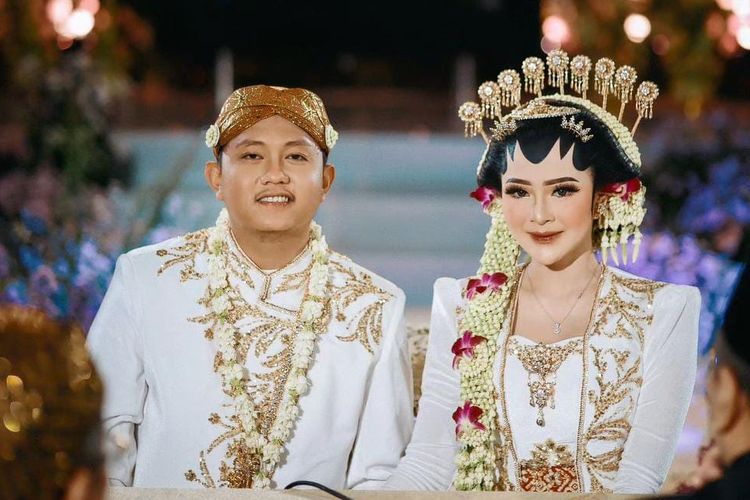Denny Caknan Resmi Nikahi Bella Bonita, Warganet Soroti Posisi Kembar Mayang Hingga Tuding Hamil Duluan