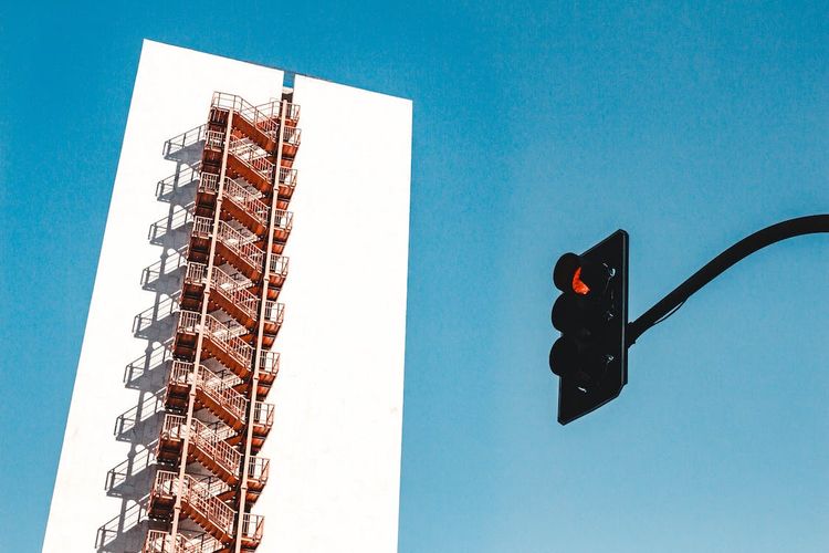 Berpredikat Sebagai Lampu Merah Terlama di Indonesia, Ternyata Ada di Ibukota Jawa Timur