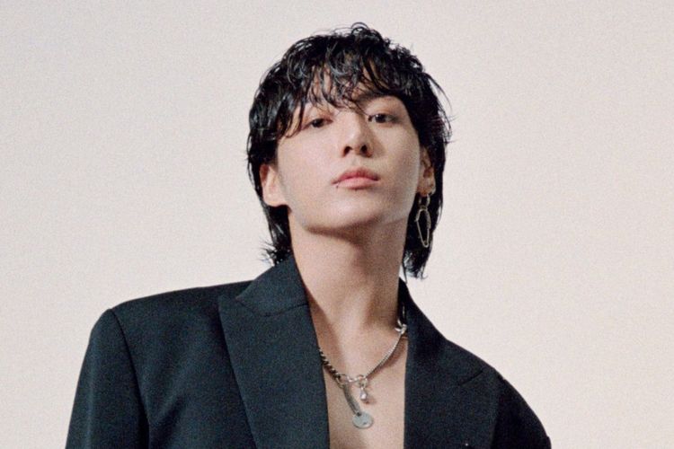 Gandeng Secara Tiba-Tiba, Ternyata Jungkook BTS Pernah Berinteraksi Langsung Dengan Han Soo-Hee Di Acara Ini