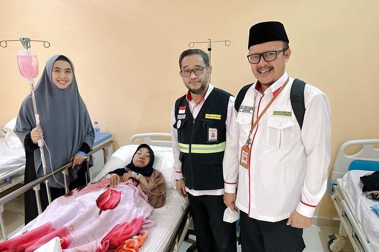 Masih Tak Percaya Kekuatan Doa? Henti Nafas Lima Menit, Ibu Ustadzah Oki Setiana Dewi Selamat Berkat Doa