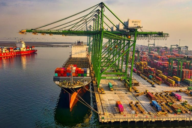 Kapasitas 7,5 Juta Peti Kemas! Pelabuhan di Jawa Barat Ini Habiskan Rp 43 Triliun, Kalahkan Tanjung Priok?