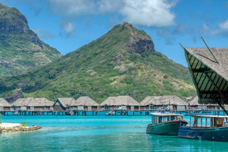 Butuh Waktu 8 Jam dari Palembang, Danau Sedalam 174 Meter di Sumatera Selatan Ini Dikelilingi Penginapan Mewah