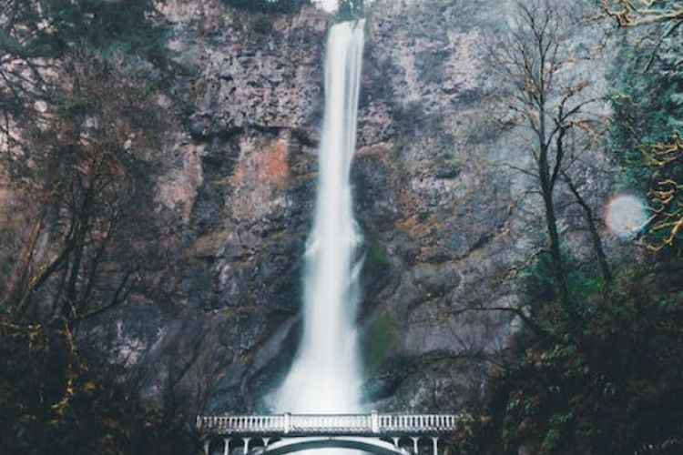 Menjulang Tinggi hingga 200 M, Inilah 5 Air Terjun Tertinggi di Jawa Timur: No 1 Hanya 1 Jam dari Probolinggo