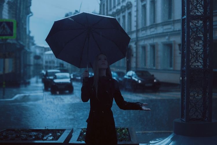 BMKG Klaim Bisa Kendalikan Cuaca untuk Datangkan Hujan ke Jakarta, Netizen: Harusnya Belajar dari China