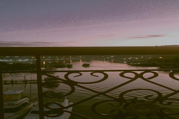 Keindahan Jembatan Siti Nurbaya, Batang Arau, dan Kota Tua di Kota Padang yang Selalu Ramai Pengunjung