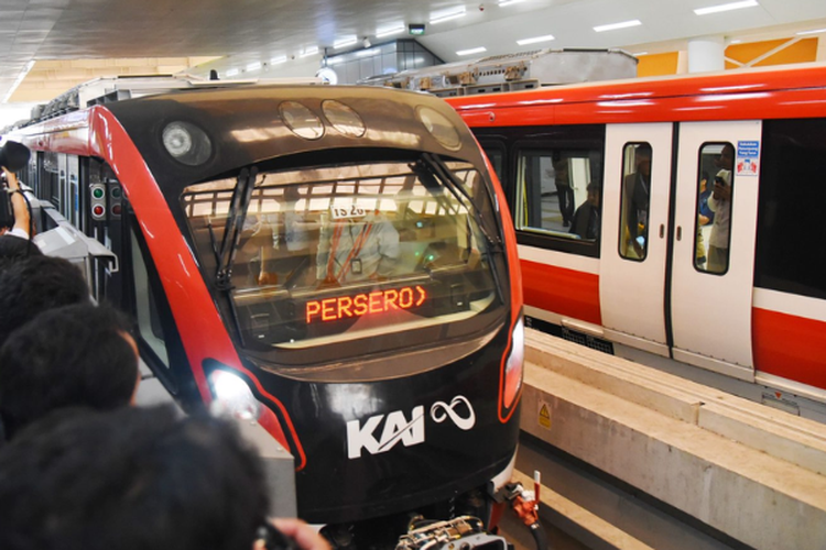 Tingginya Cuma 160 Cm, LRT Jabodebek yang Lagi Promo Rp 5000 Ini Malah Jadi Kendala Bagi Kaum Gen Z