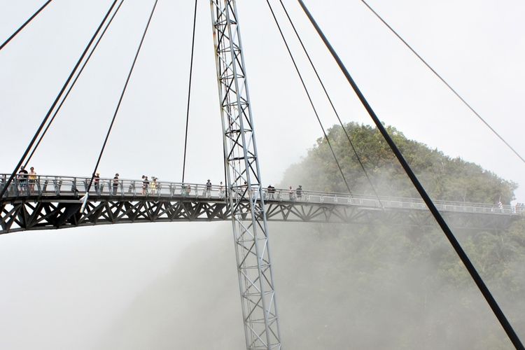 Diklaim Tahan 100 Tahun! Jembatan Seharga 378 Miliar di Kalsel Ini Digadang-gadang Tahan Banting, Benarkah?