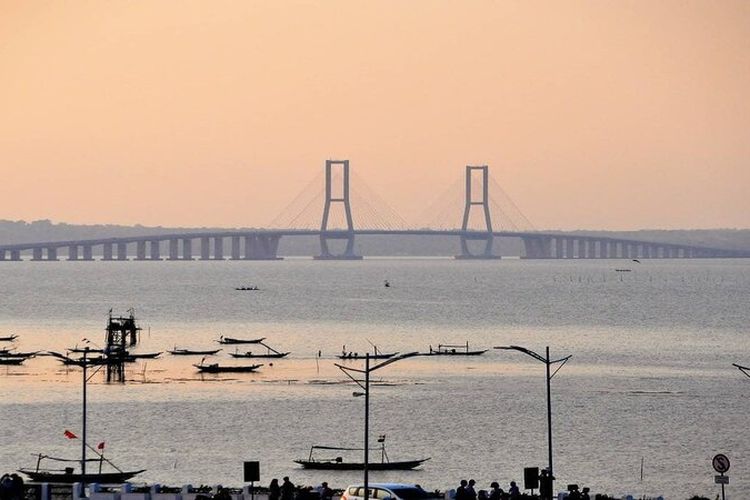 Memiliki Jembatan Terpanjang di Indonesia, Inilah 5 Fakta Menarik Kota Surabaya yang Jarang Disadari Publik