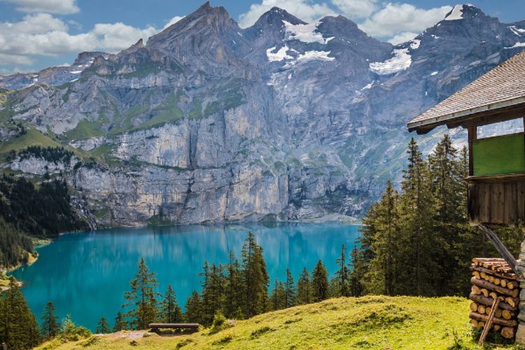 Tersembunyi di 2.389 Mdpl, Danau Terbesar di Jawa Timur ini Berada di Atas 2 Daerah Sekaligus, Malang dan…