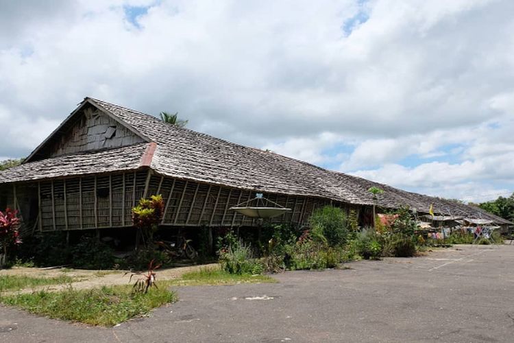 Sudah Ada Sejak 1914, Perkampungan Tradisional di Kalimantan Barat Ini Memiliki  Bangunan Unik