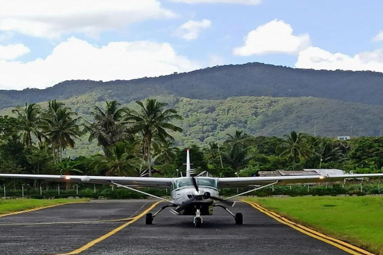 Habiskan Dana Rp 70 Miliar untuk Landasan Pacu, Bandara di Sulawesi Selatan Ini Kembali Beroperasi, tapi…