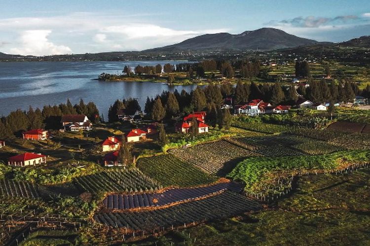 Berada di Garis Khatulistiwa, Kalimantan Barat Memiliki Batu Monolit dengan Ukuran Terbesar di Dunia Loh…