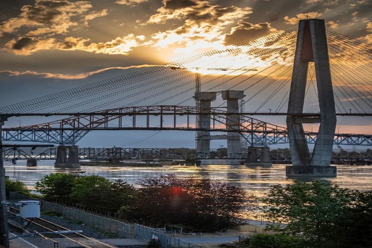 Jembatan Gantung di Kalimantan Barat Ini Diambil dari Nama Buah, Anggaran Rp 7,5 Miliar, Coba Tebak!