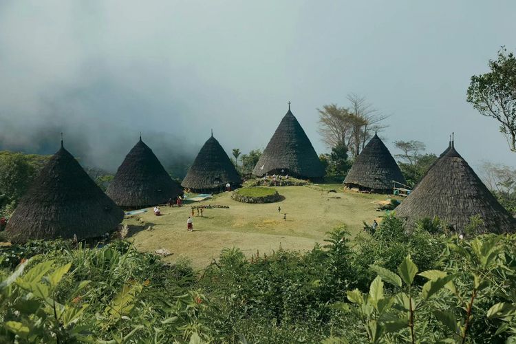 Penuh Pesona, Desa Adat Wae Rebo di Flores Jadi Rekomendasi Tempat Berlibur yang Legendaris