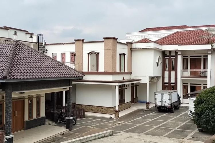 Garut Punya Kampung Sultan, Pendapatan Warganya Bisa Rp500 Juta Sebulan Hanya dari Online!