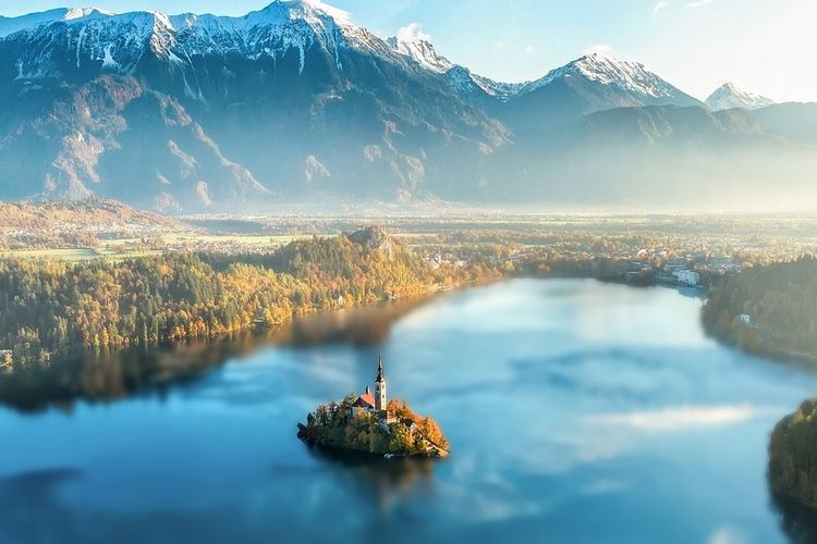 Indah tapi Penuh Misteri! Beginilah Pulau Penyengat, Destinasi Wisata Bersejarah di Tanjung Pinang, Tertarik?