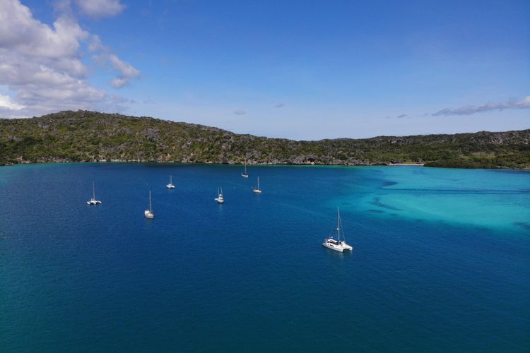 Bak Pulau Pribadi, Deretan Pantai Ini Cocok Untuk Kamu yang Ingin Tenangkan Pikiran dan Kebisingan Ibu Kota