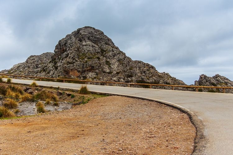 103 Km ke Bandar Lampung! Tanjakan Ekstrem di Lampung Ini Banyak Terjadi Kecelakaan Berulang, Tapi…