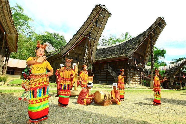 Tidak Hanya Bugis, Inilah 8 Suku di Sulawesi Selatan yang Budayanya Tersebar di 24 Kabupaten