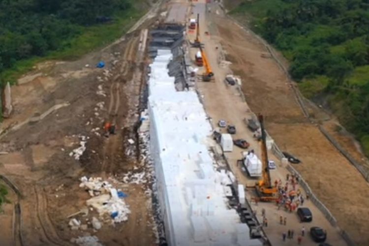 Telan Anggaran Rp18,3 Triliun, Jalan Tol di Jawa Barat Terbuat dari Styrofoam, Kok Bisa?