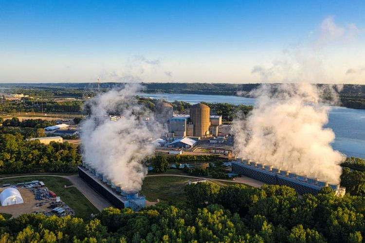 Rugikan Negara Rp 1,5 Triliun, PLTU di Kalimantan Barat Ini Mangkrak Selama 7 Tahun, Malah Bangun 4 PLTU Baru?