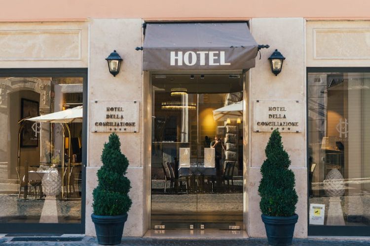 Telah Dibuka Sejak 2018, Hotel Tertinggi di Sumatera Selatan Ini Tawarkan View Kota Palembang 360 Derajat