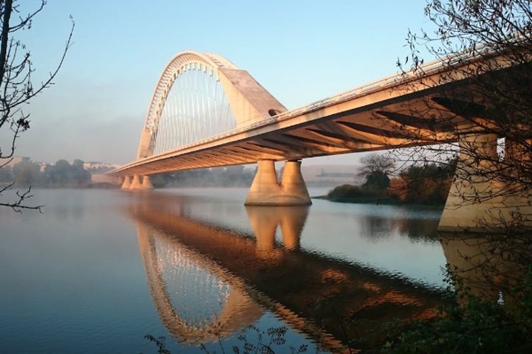 Terkendala Biaya hingga Rp 15 Triliun, Jembatan Sepanjang 13,5 KM di Sumatera Ini Bakal Batal Dibangun?
