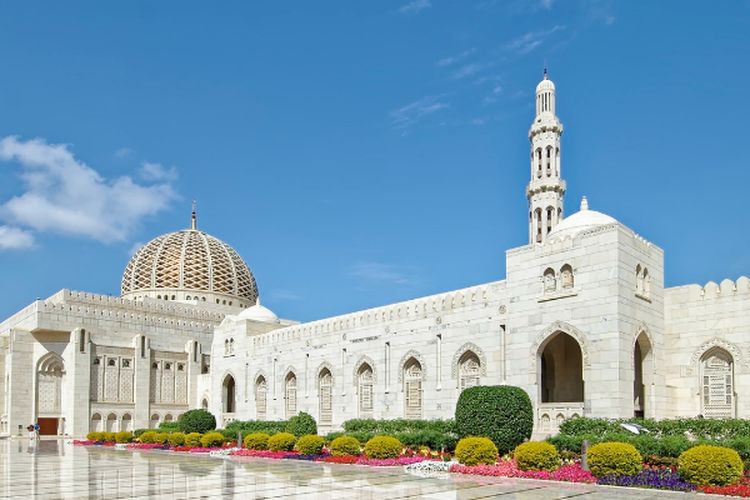 Miliki 63 Pohon Kurma, Masjid Agung di Lubuklinggau, Sumatera Selatan Ini dibangun Sejak Tahun 1990-1995