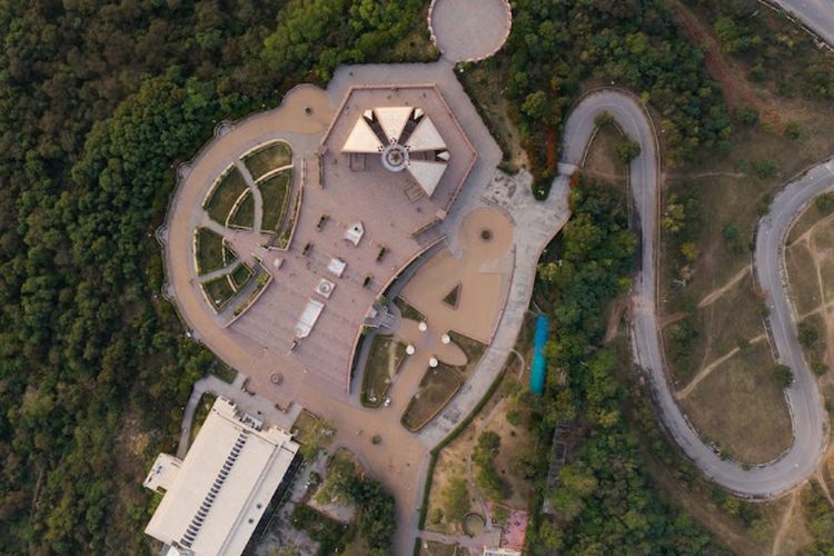 Hampir Terbengkalai, Stadion Seluas 2,3 ha di Jawa Barat Ini Telan Dana Rp5,5 M untuk Pasang Rumput Lapangan?