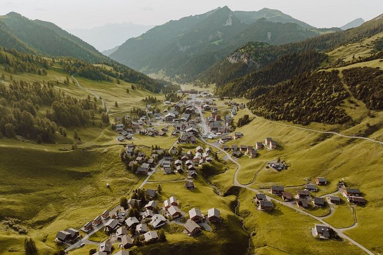 Ada di Ketinggian 2,448 Mdpl, Inilah Daerah Tertinggi di Papua dan Jadi yang Terdingin se-Indonesia