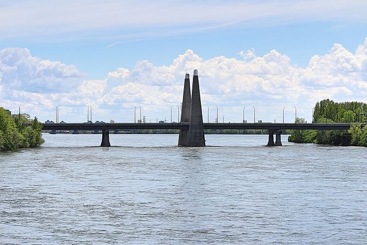 Habiskan Dana Rp17,51 Miliar, Jembatan Tanipah yang Runtuh Kembali Diperbaiki Tapi Tidak Sampai Tuntas