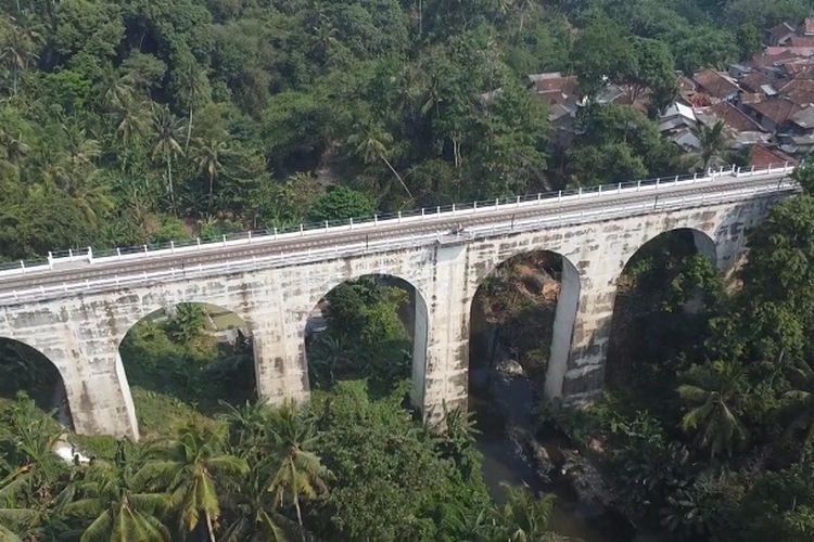 Satu-satunya Jembatan Kereta Cincin yang Masih Aktif di Lampung dan Termasuk Peninggalan Belanda, Penasaran?