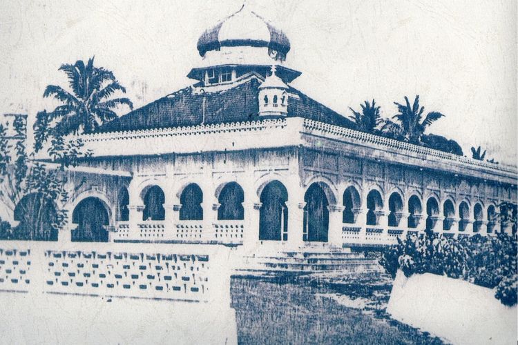 Kokoh Sejak Tahun 1762, Masjid Bersejarah di Riau Ini Sempat Mengalami Perobakan Total, Akibatnya…