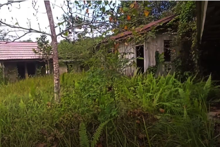 Sering Jadi Pembuangan Mayat, Bumi Perkemahan Terbengkalai di Kalimantan Timur Ini Rupanya Dihuni…
