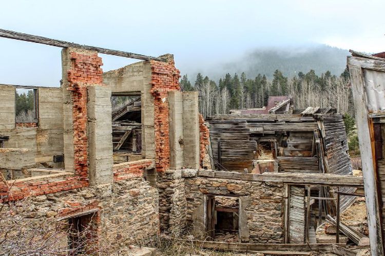 Tak Mau Bayar Material, Pembangunan Gedung Sekolah di Jawa Timur Ini Ditinggalkan Begitu Saja