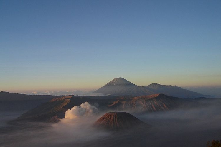 Sosialisasi BNPB Pada Peringatan Dini Bencana Erupsi di Kawasan Bromo dalam Penguatan Respon Masyarakat